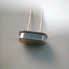 Crystal Oscillator produced using sputtering targets